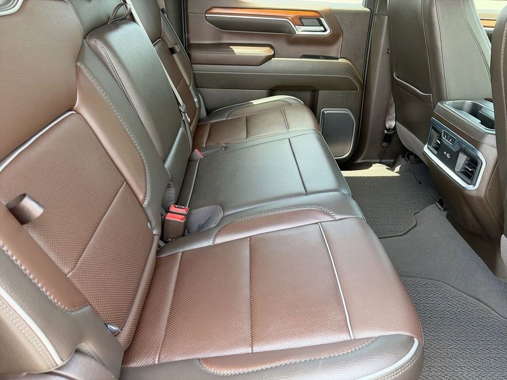 Used 2022 Silver GMC Denali image 13