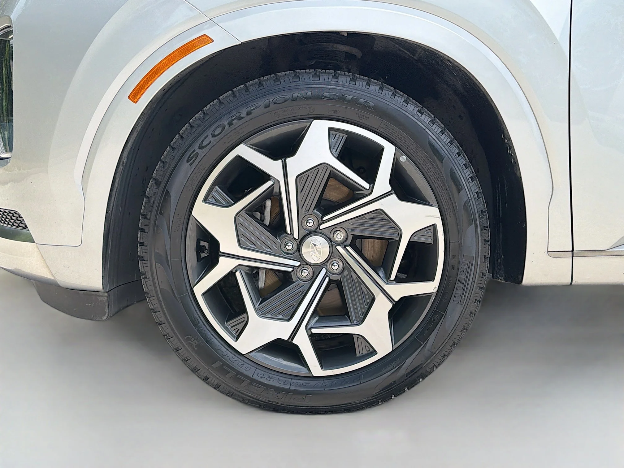 Used 2022 Typhoon Silver Hyundai Calligraphy image 44