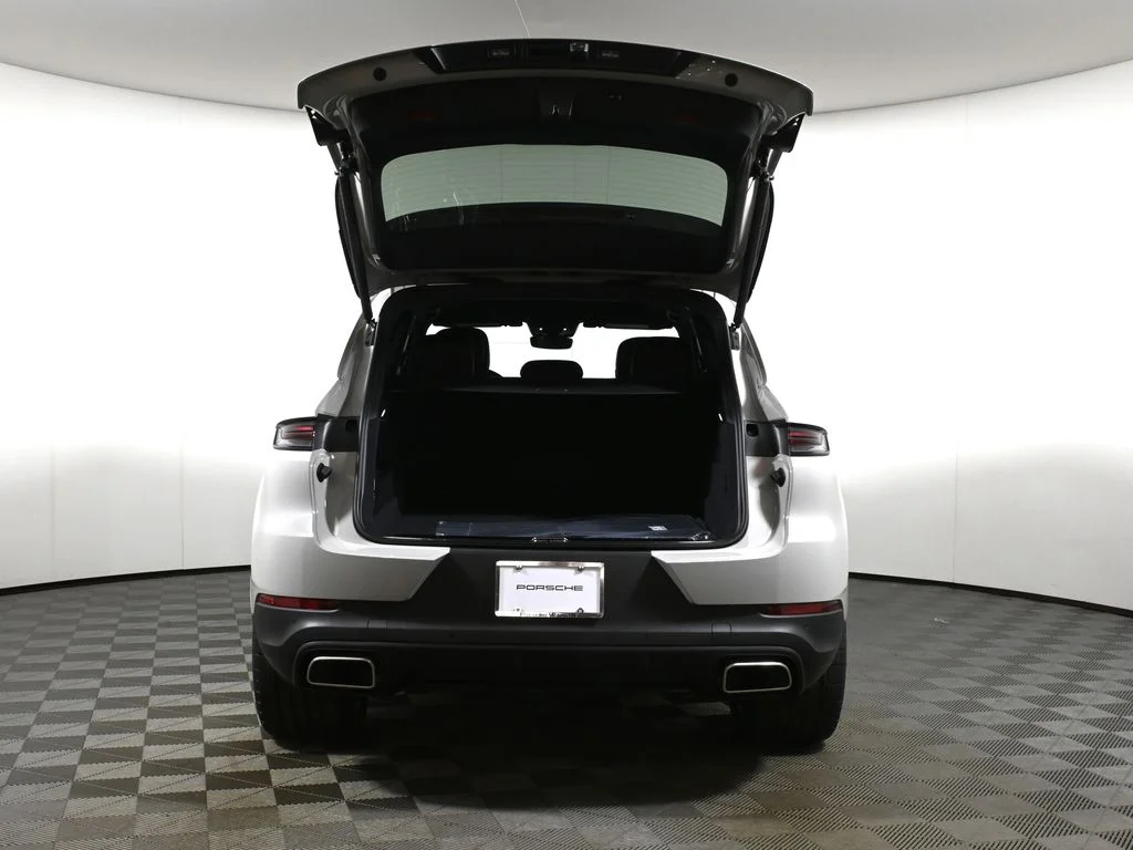 New 2026 Grey Porsche  image 39