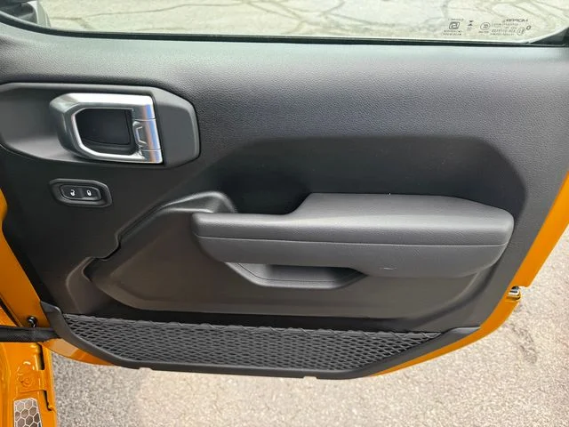 New 2026 Goldilocks Exterior Paint Jeep Sport S image 13