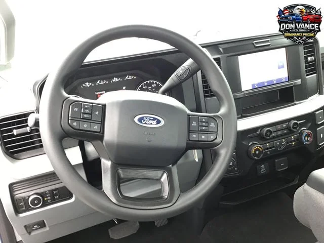 New 2026 Oxford White Ford F-250® XL image 10