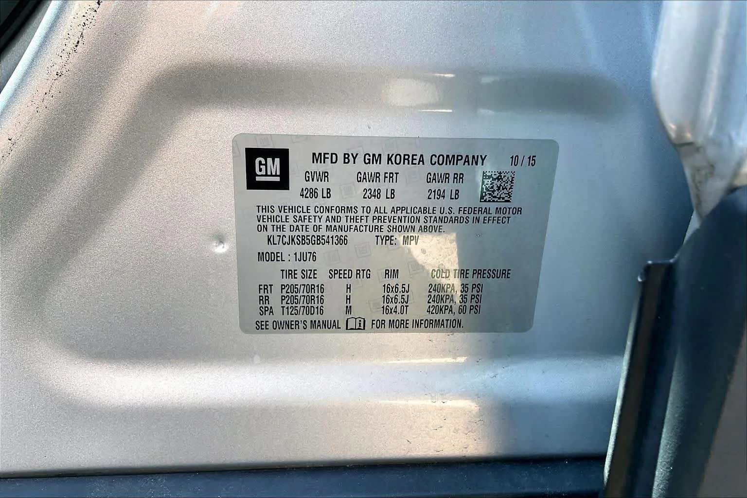 Used 2016 Silver Ice Metallic Chevrolet LS image 36