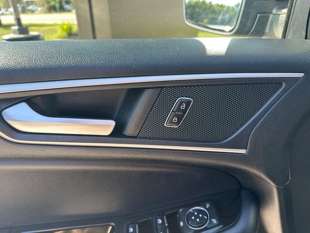 2018 Ford Edge SEL - Photo 11