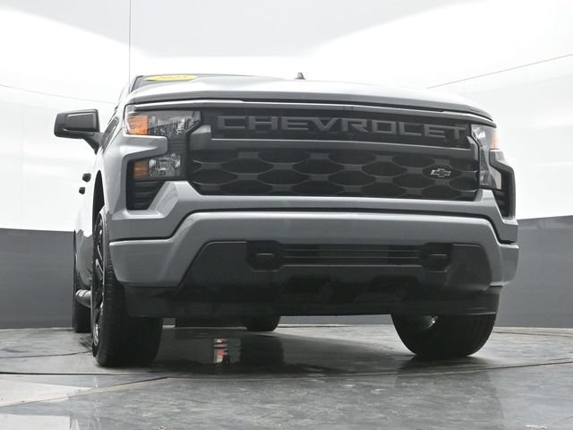 Used 2025 Gray Chevrolet Custom image 22
