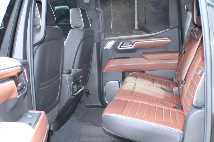 Certified Used 2025 Onyx Black GMC Denali Ultimate image 17