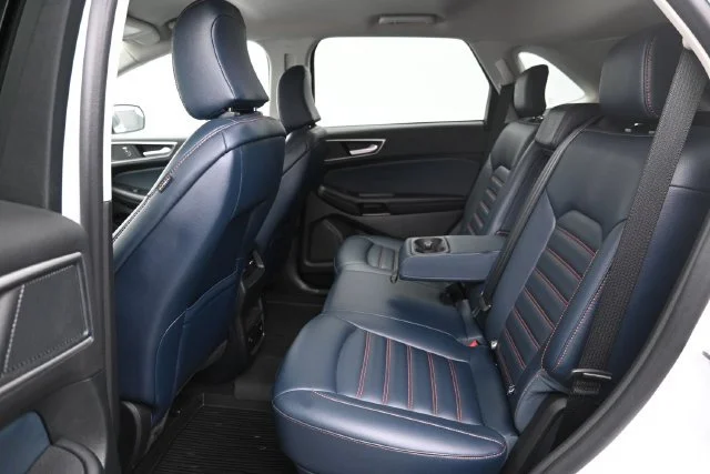 Used 2024 Oxford White Ford SEL image 21