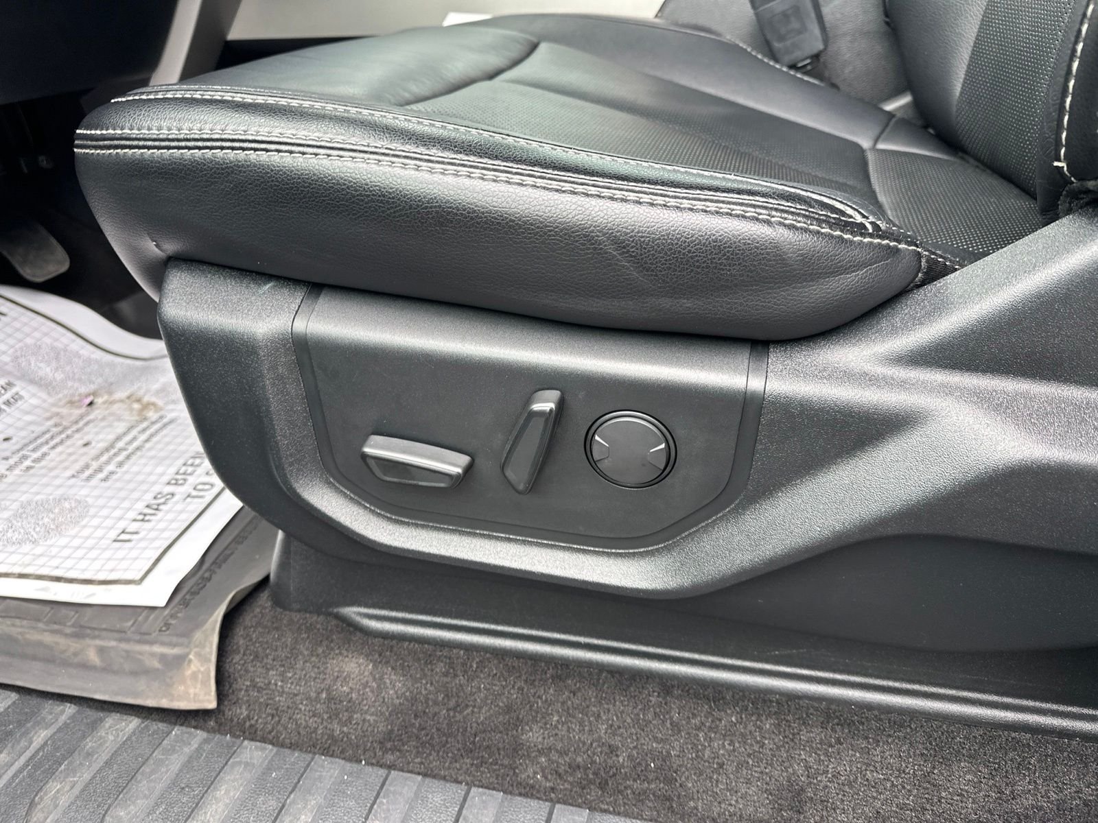 Used 2019 Gray Ford Lariat image 18