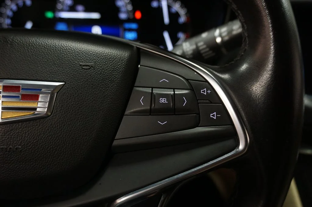 Used 2019 Harbor Blue Metallic Cadillac Base image 22