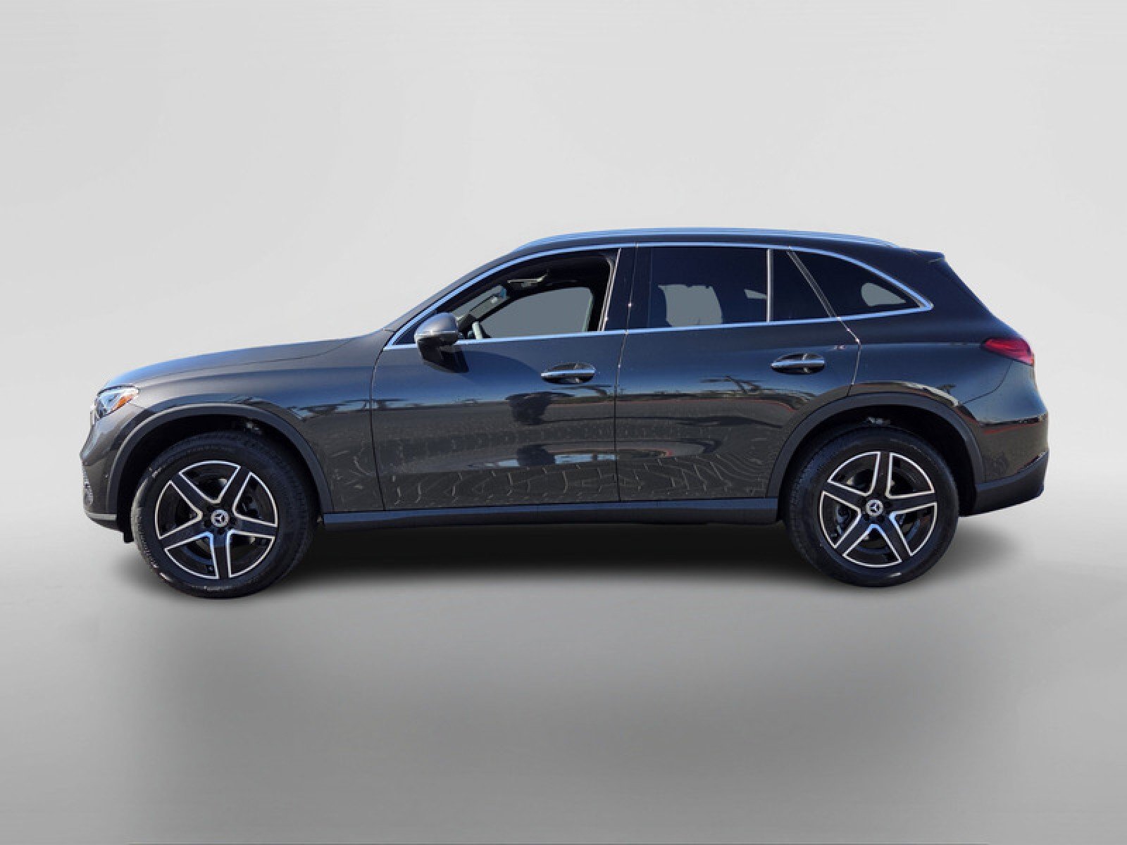 New 2026 Graphite Grey Metallic Mercedes-Benz GLC 300 SUV image 2