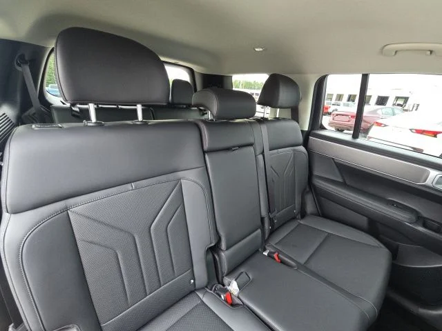 Used 2025 Gray Hyundai XRT image 19