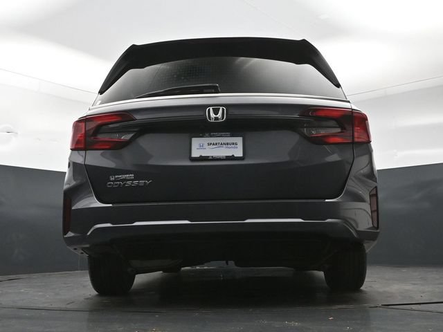 Certified Used 2025 Modern Steel Metallic Honda EX-L image 60