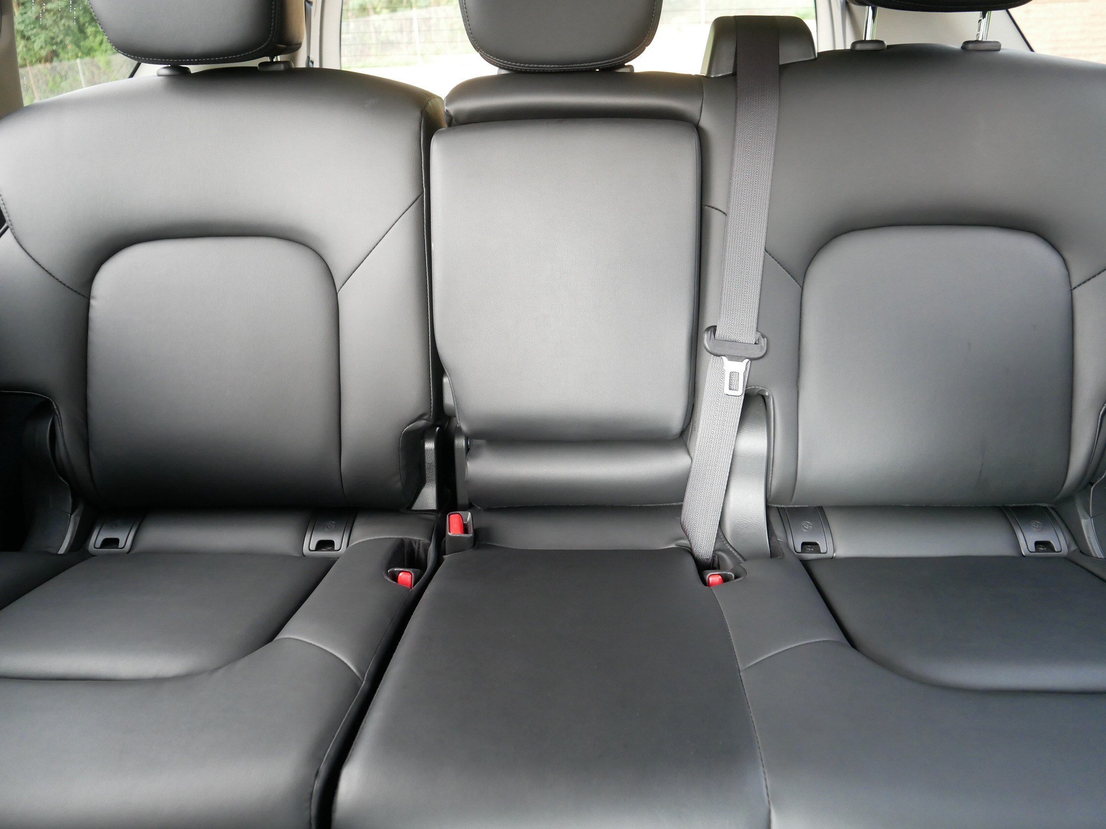 Certified Used 2024 Gun Metallic Nissan SV image 13