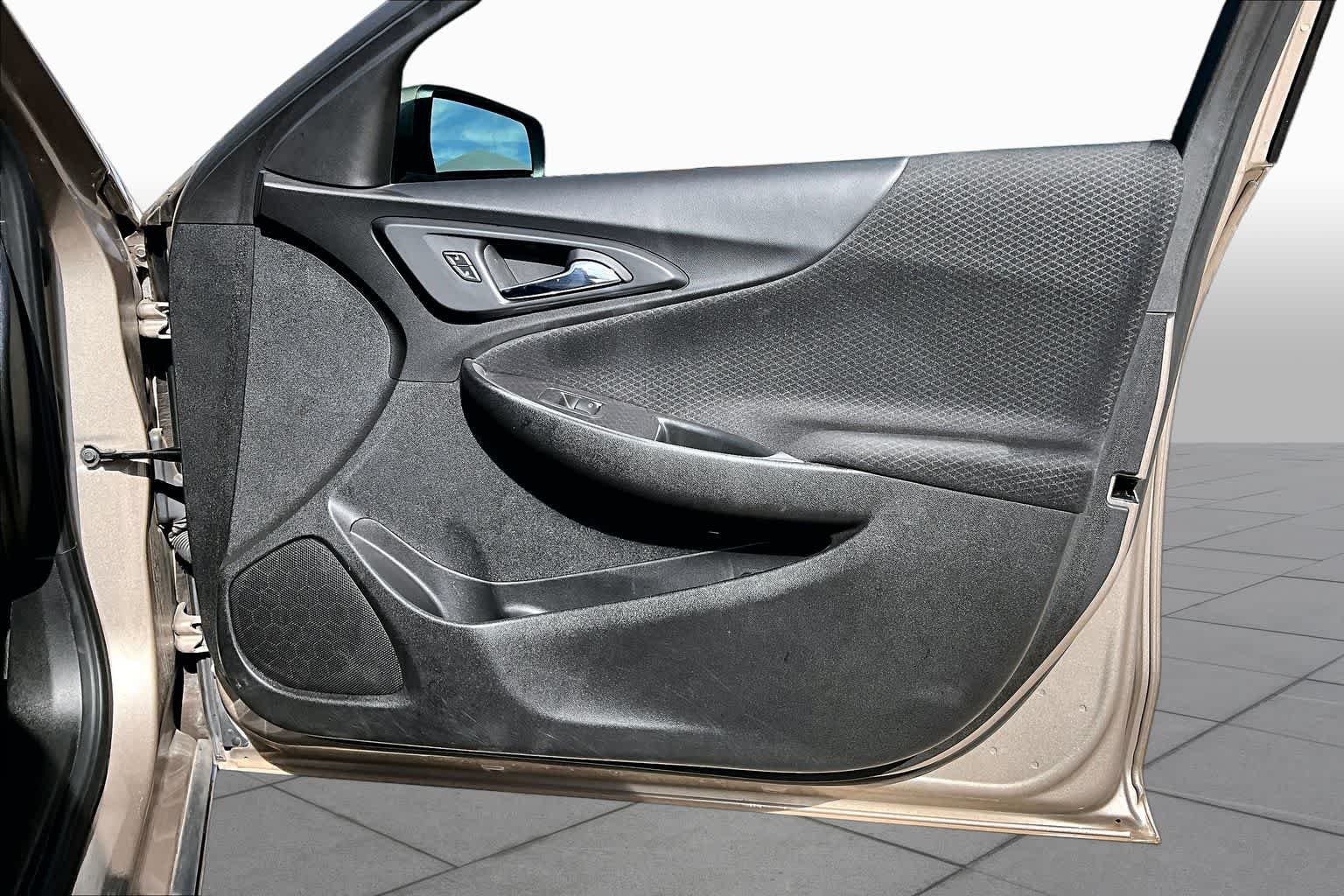 Used 2024 Mineral Gray Metallic Chevrolet RS image 25