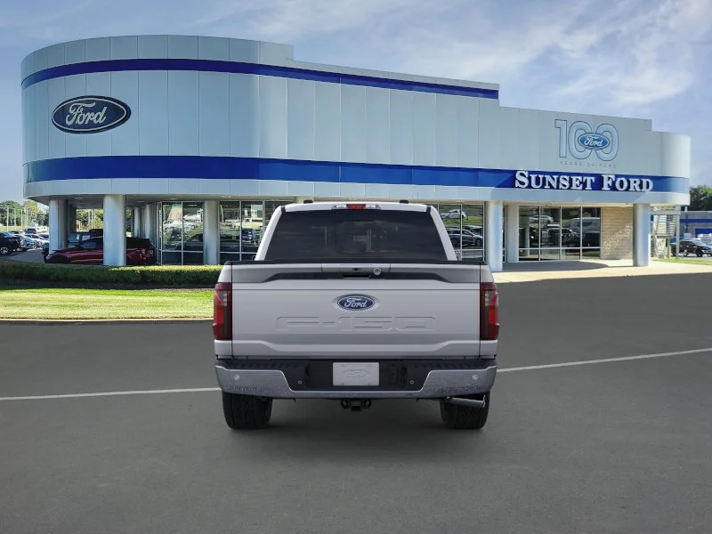 New 2026 Iconic Silver Metallic Ford XLT image 5