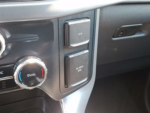 New 2026 Carbonized Gray Metallic Ford XLT image 37