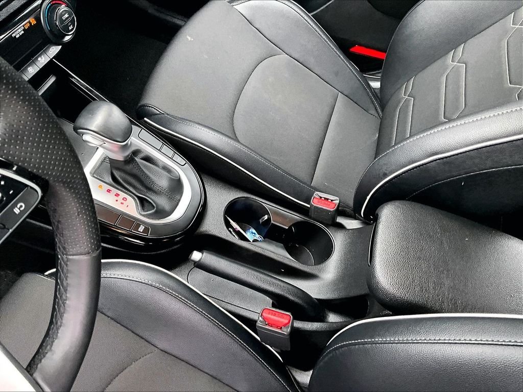 Used 2023 Gravity Gray Kia GT-Line image 20