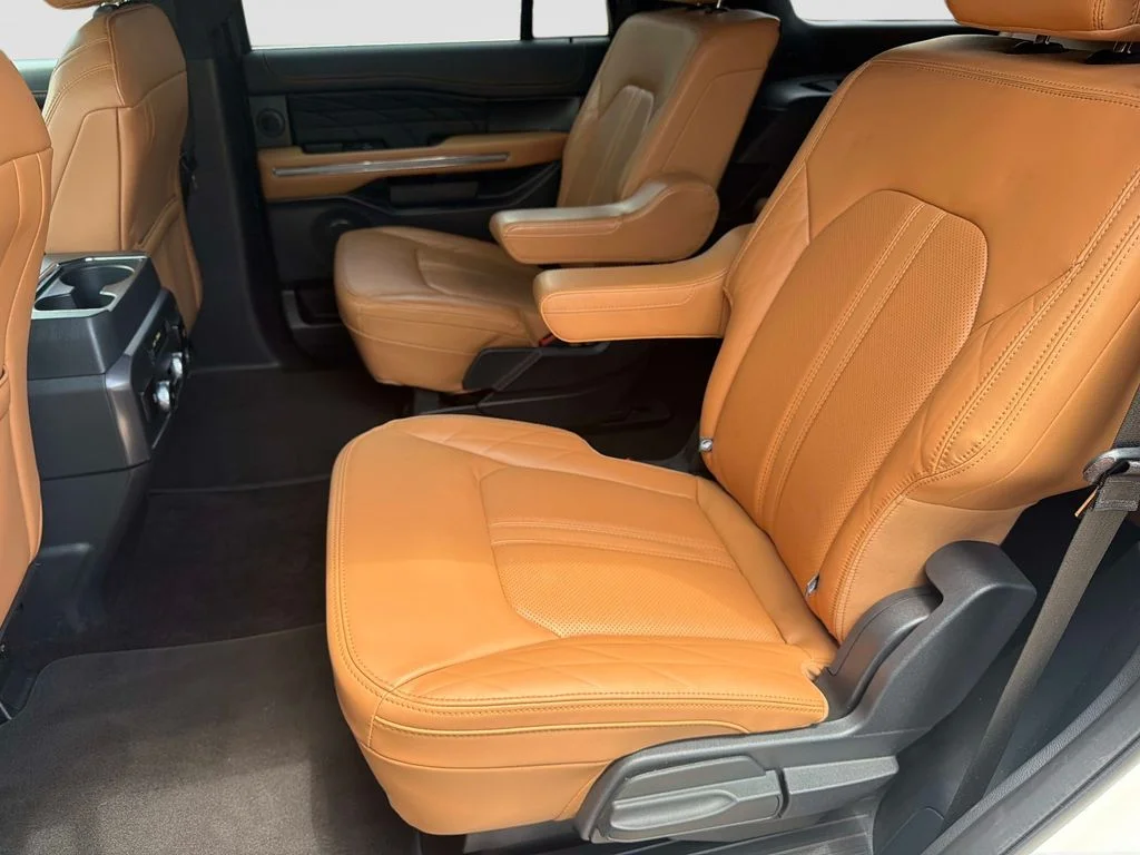 Used 2022 White Ford Platinum image 14