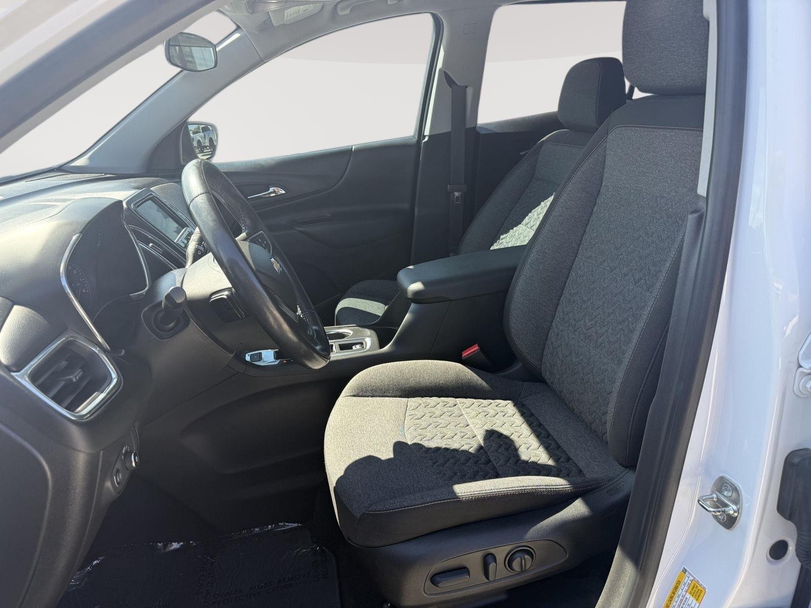 Used 2022 Summit White Chevrolet LT image 13