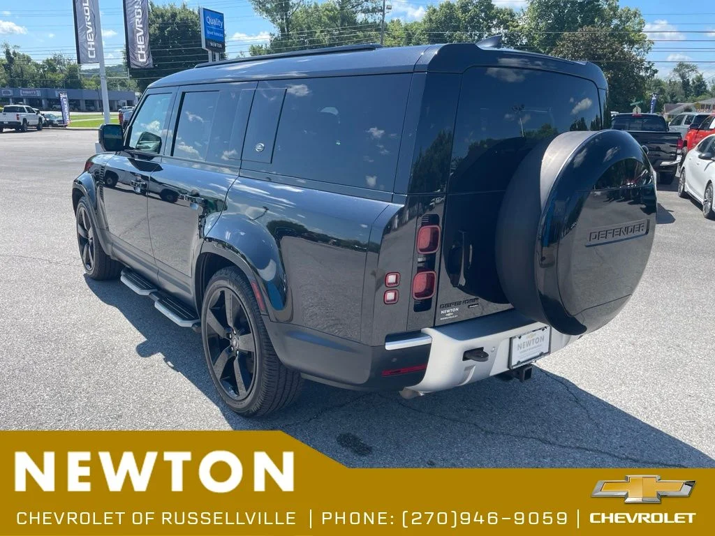 Used 2023 Black Land Rover SE image 45