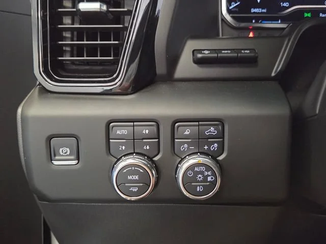 Used 2025 Summit White GMC AT4 image 26