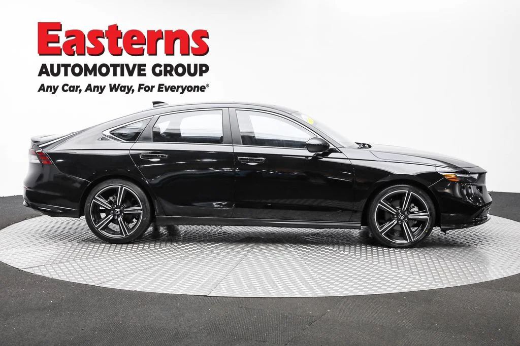 Used 2025 Black Honda Sport image 4