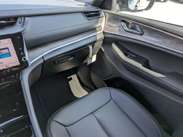 New 2027 Blue Jeep Limited image 17