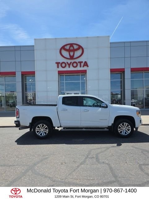 Used 2016 White GMC SLT image 6