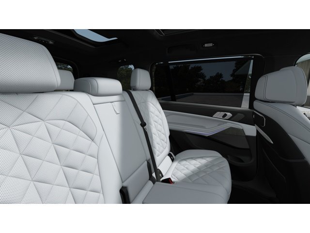 New 2027 Sparkling Copper Metallic BMW  image 12
