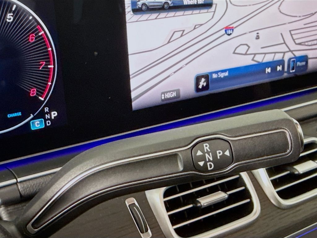 Used 2026 Black Mercedes-Benz GLE 450 image 18