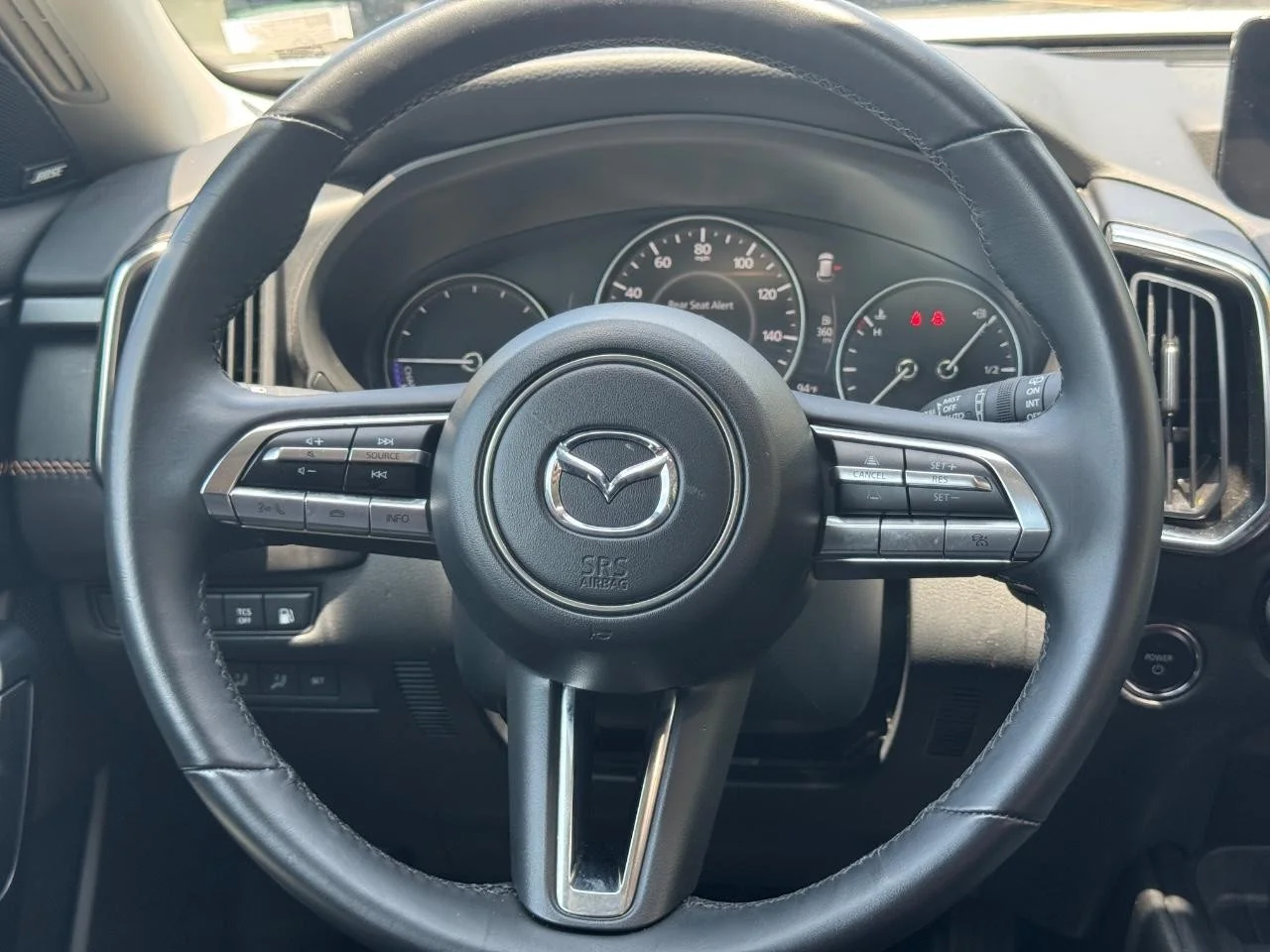 Used 2025 Wind Chill Pearl Mazda Premium Plus image 13