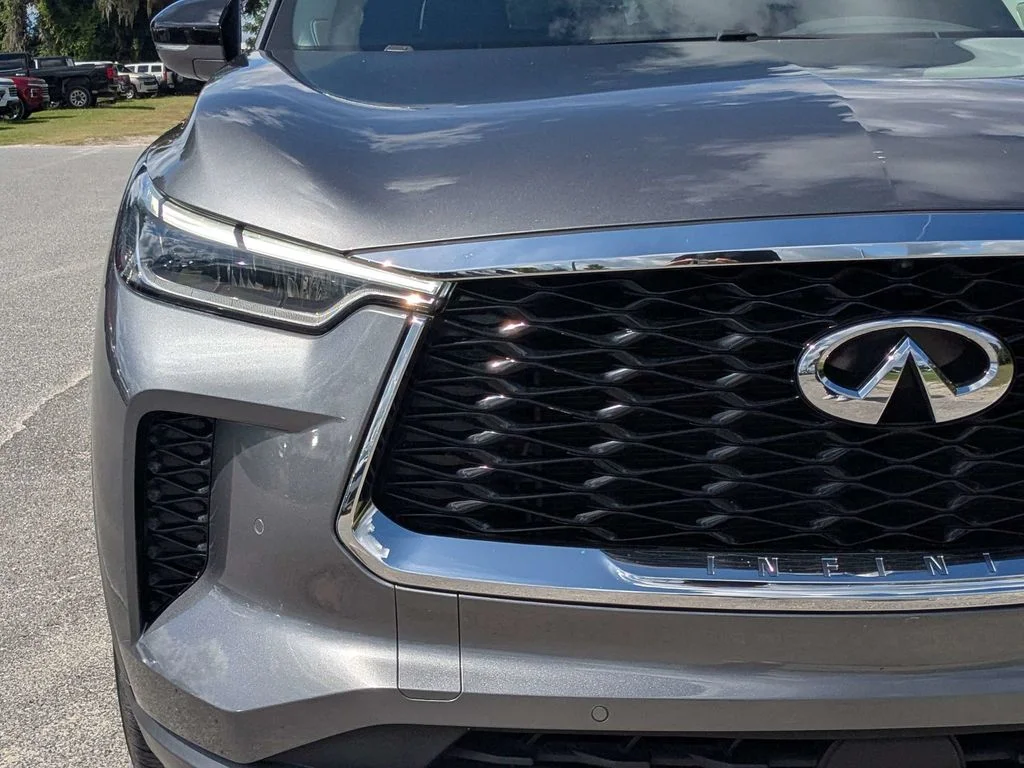 Used 2023 Gray INFINITI Sensory image 8
