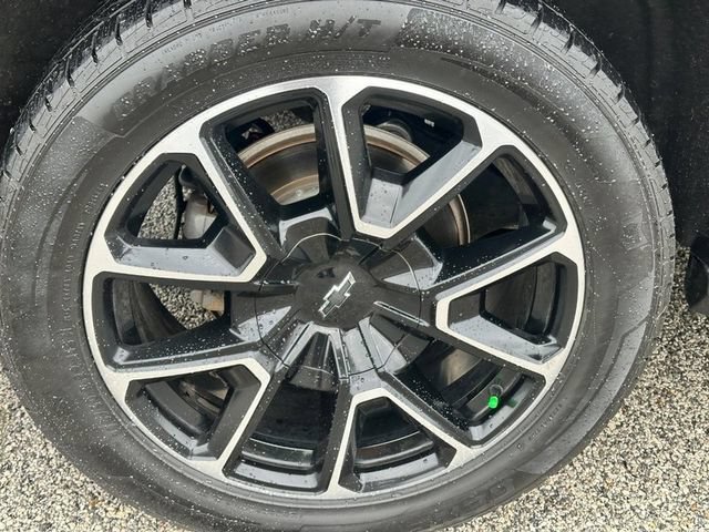 Used 2022 Black Chevrolet RST image 6