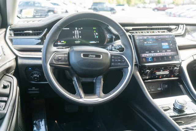 Used 2023 White Jeep 4xe image 15