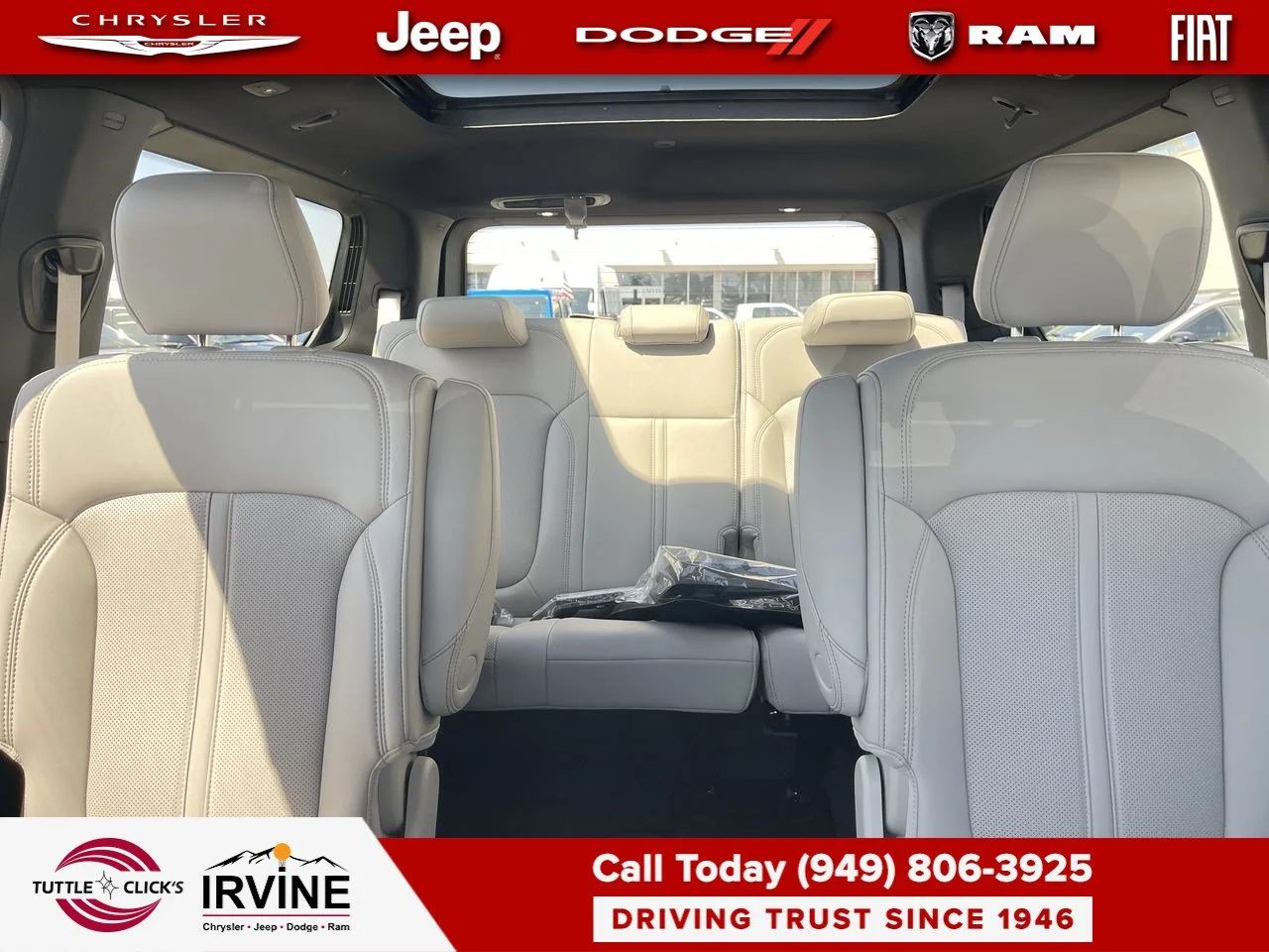 New 2026 Fathom Blue Pearl-Coat Exterior Paint Jeep Limited Reserve image 5