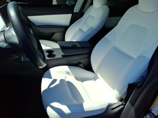 Used 2022 Black Tesla Performance image 17