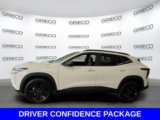 Used 2025 Summit White Chevrolet ACTIV image 4