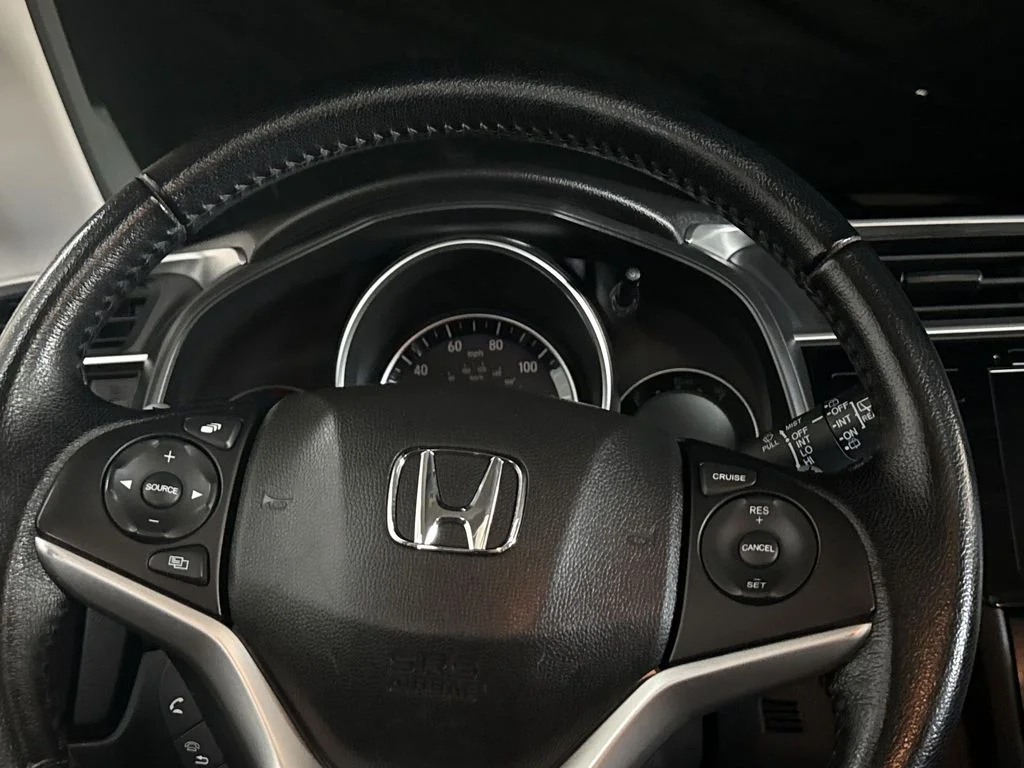 Used 2017 Lunar Silver Metallic Honda EX-L image 20