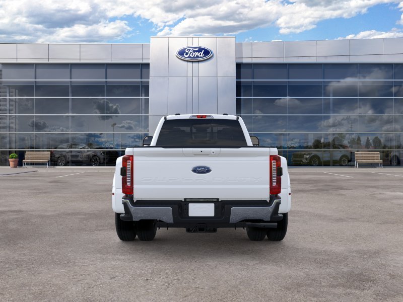 New 2026 Star White Metallic Tri-Coat Ford LARIAT image 5