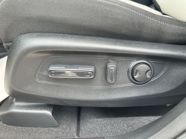 Certified Used 2025 White Honda EX image 16