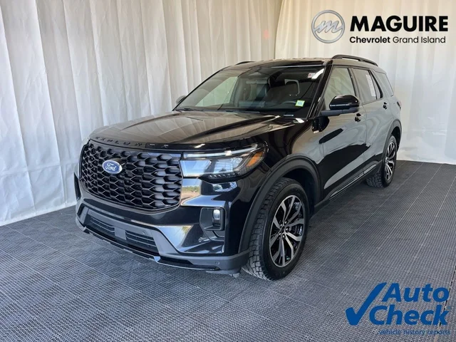 2025 Ford Explorer ST-Line