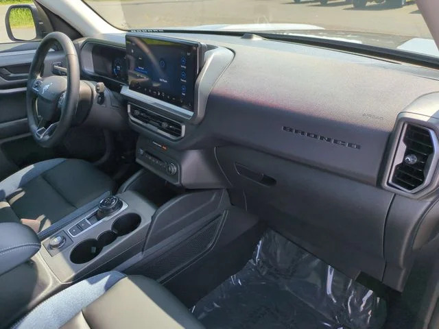 Used 2025 Gray Ford Outer Banks image 33
