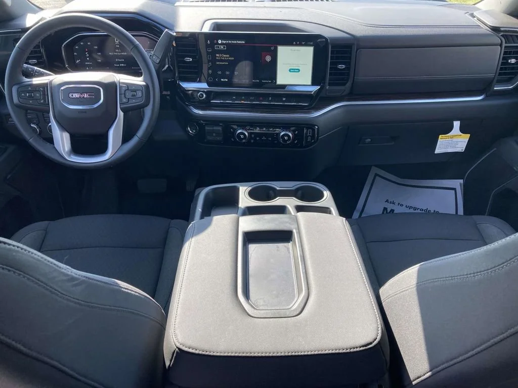 New 2026 Sterling Metallic GMC Elevation image 13