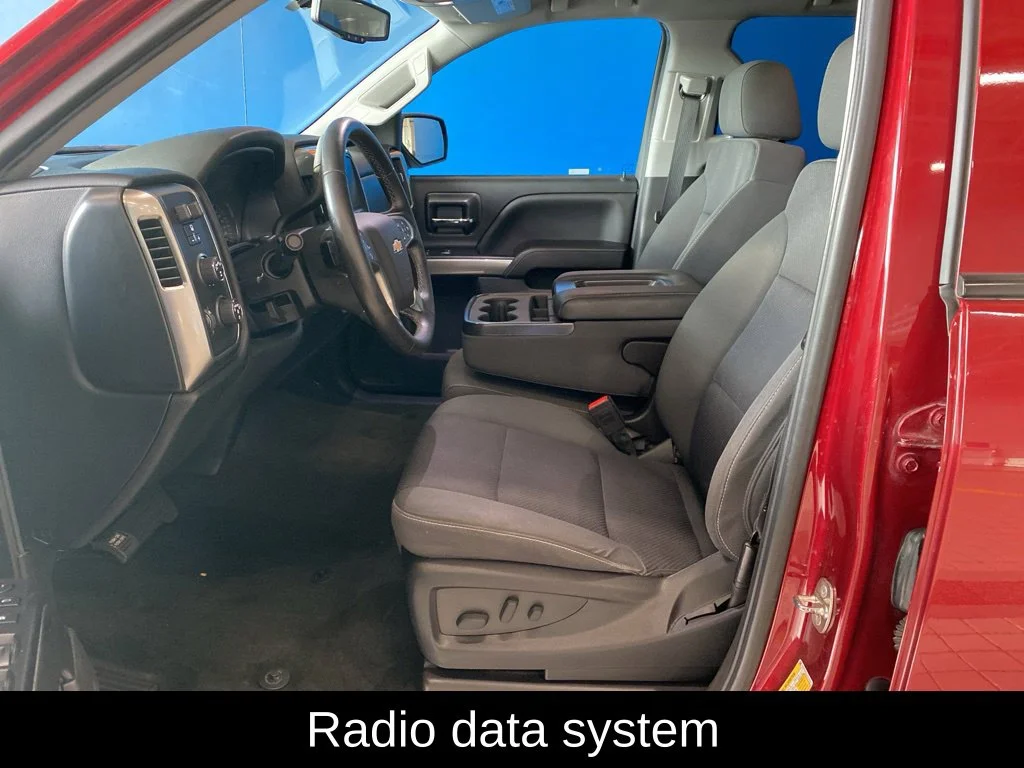 Used 2018 Red Chevrolet LT image 10