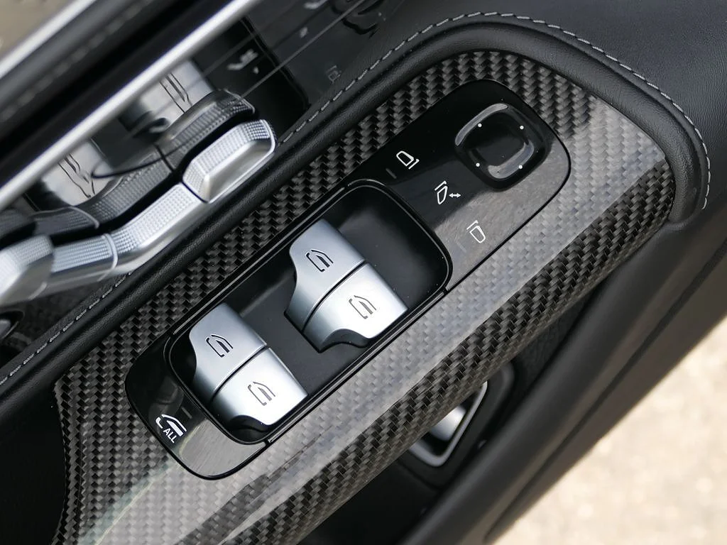 Used 2023 Obsidian Black Metallic Mercedes-Benz AMG® SL 63 image 15