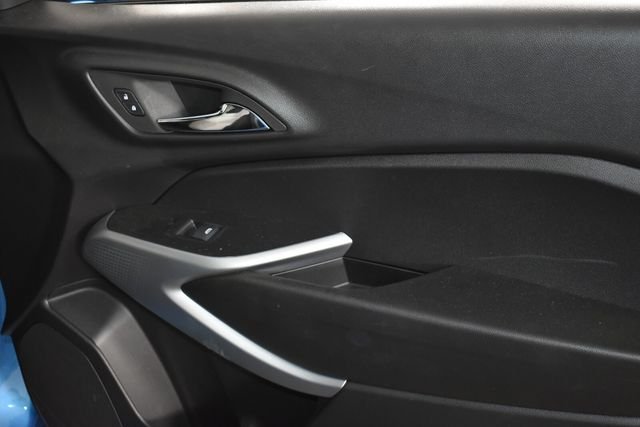 Used 2025 Blue Chevrolet 1RS image 17