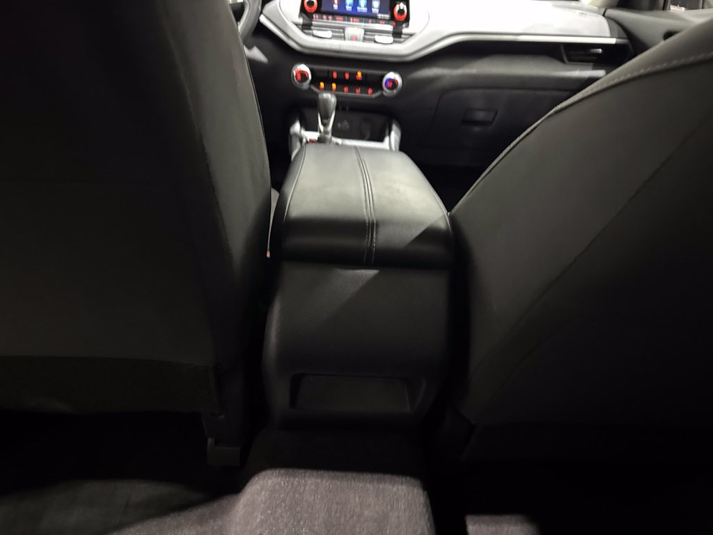 Used 2022 Black Nissan 2.5 S image 15