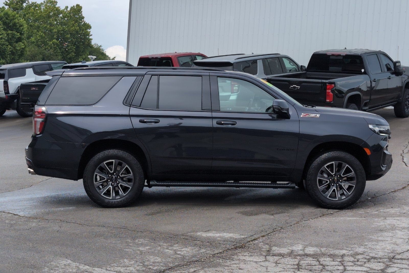 Used 2023 Dark Ash Metallic Chevrolet Z71 image 37