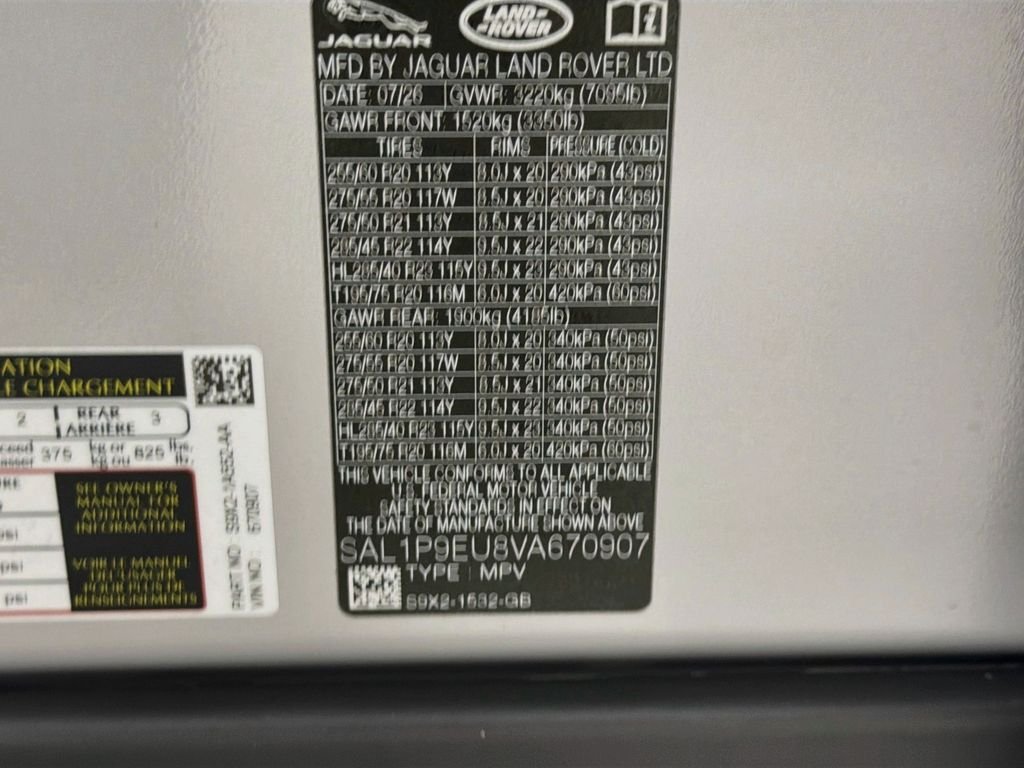 New 2027 Borasco Grey Land Rover  SE P360 image 33