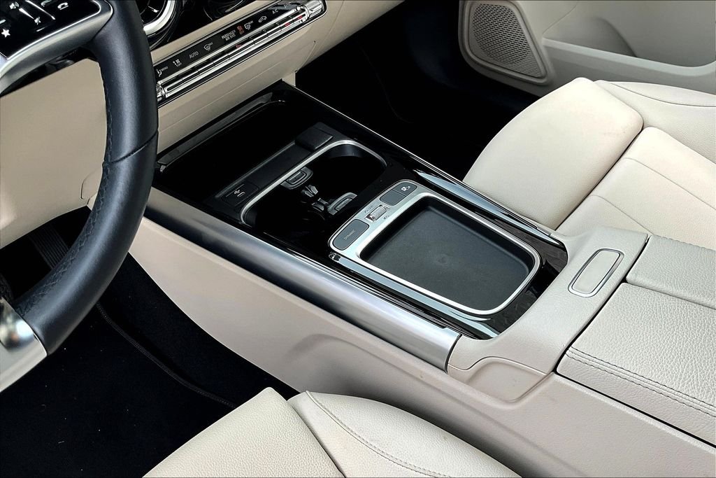 Certified Used 2025 White Mercedes-Benz GLA 250 image 14
