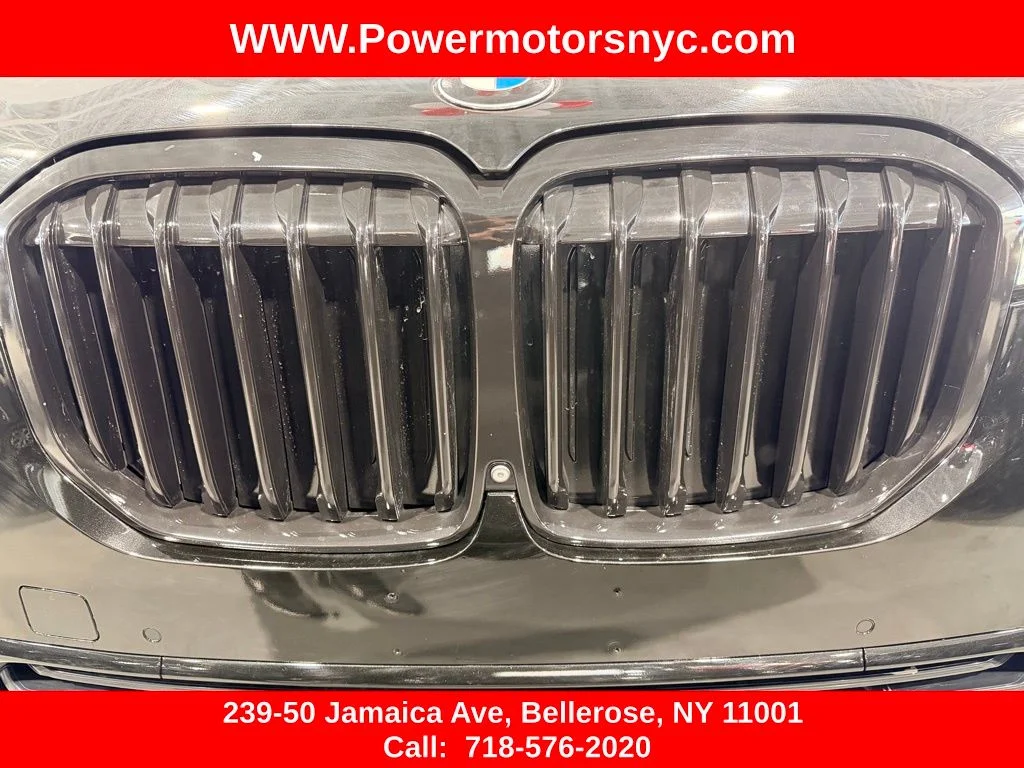 Used 2021 Black BMW xDrive40i image 8
